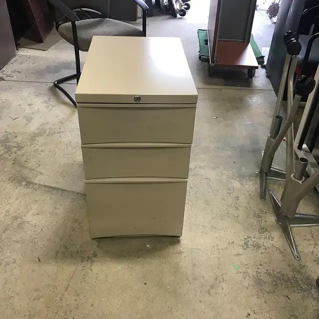 Teknion Box-Box-File Pedestal!