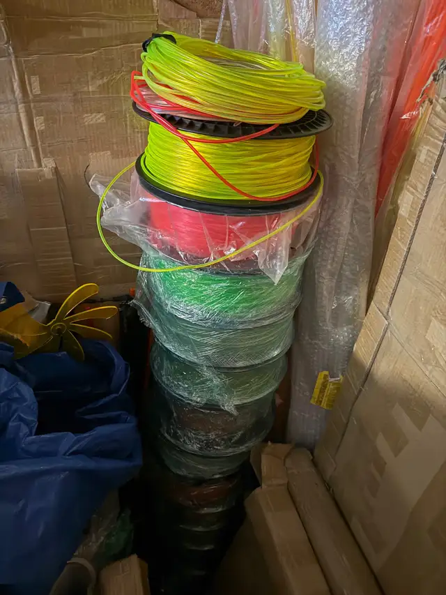 LARGE QUANTITY UV (BLACKLIGHT) REACTIVE PRODUCTS. EUROPEAN MADE. - Photo 7