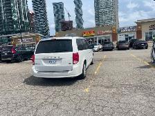 2014  Dodge  Caravan. CERTIFIED - Photo 3