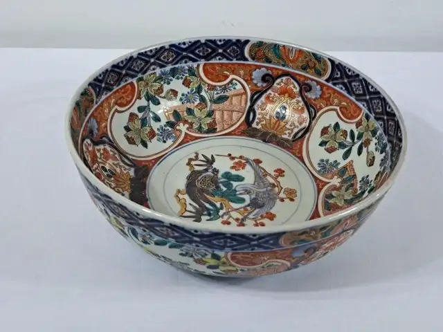 Gorgeous Large Japanese Imari Porcelain Bowl