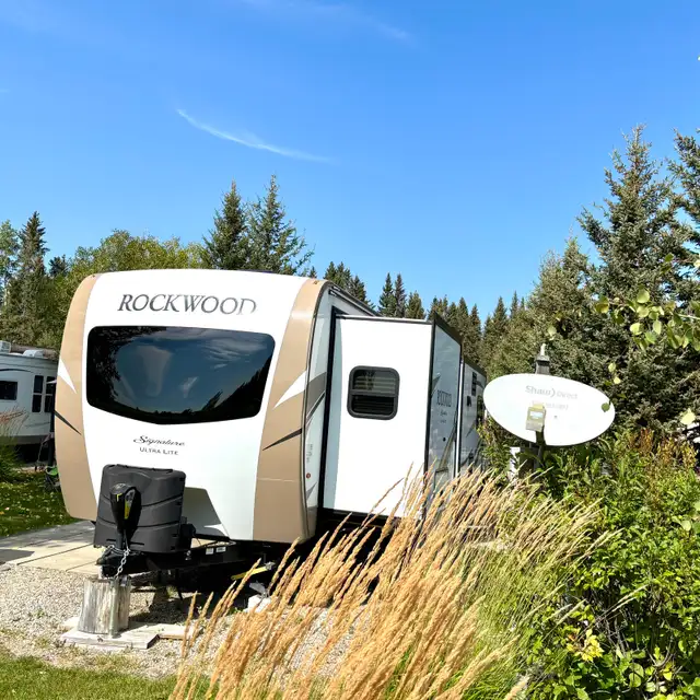 2019 Rockwood Ultra-Lite 8329SS - Photo 3