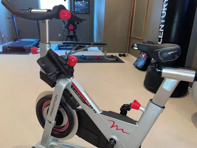 MINT CONDITION FREEMOTION S 11.9 SPINCYCLE FOR SALE