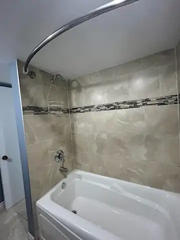Furnished all inclusive condo for rent with parking - Photo 7