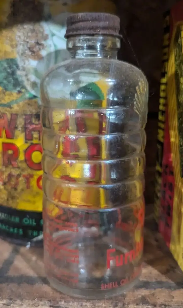 VINTAGE 1940's SHELL OIL CANADA FURNITURE POLISH (8 OZ.) OIL CAN - Photo 6