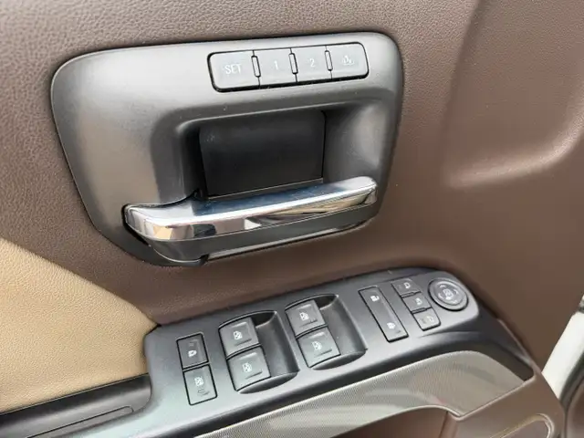 2017 Chevrolet Silverado 1500 LTZ - Photo 14