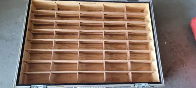 Road Case for 200  CD’s DVD’s Alum Edged 30" W x 21" D x 6-3/4" - Photo 5