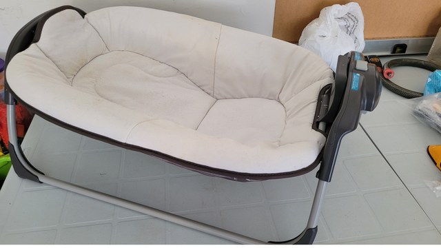 Bassinet - Photo 3