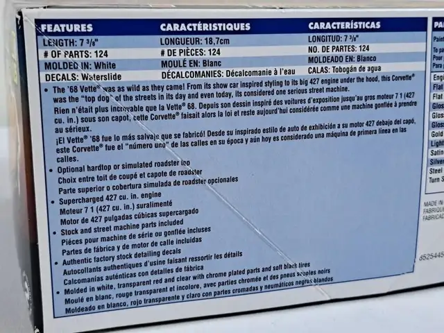 '68 Corvette Plastic Model Kit - Photo 2