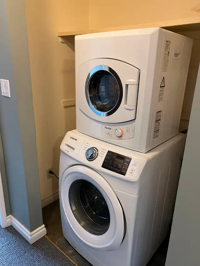 1 bedroom apartment for rent downtown in an Adult only building - Photo 5