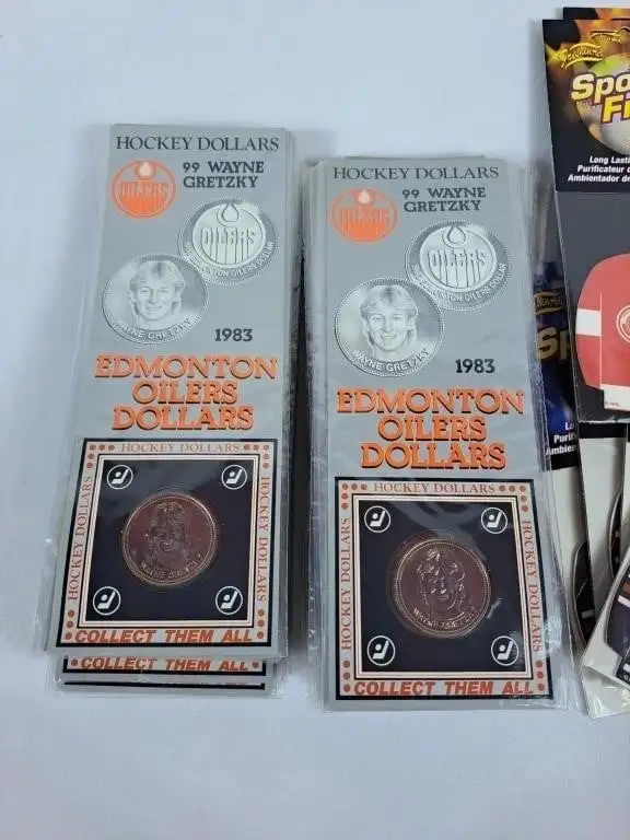 Hockey Dollars - Photo 2