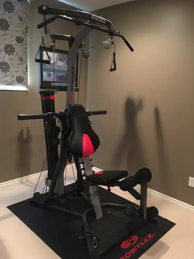 MINT CONDITION BOWFLEX XTREME 2 SE  GYM FOR SALE - Photo 4