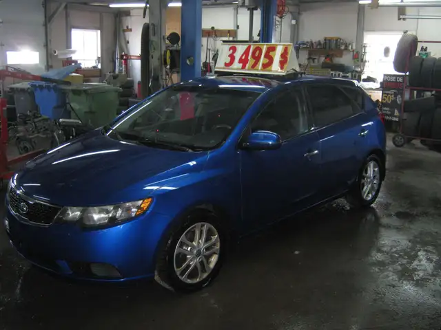 2011 Kia Forte 5-Door EX PETIT BUDGET !! - Photo 2