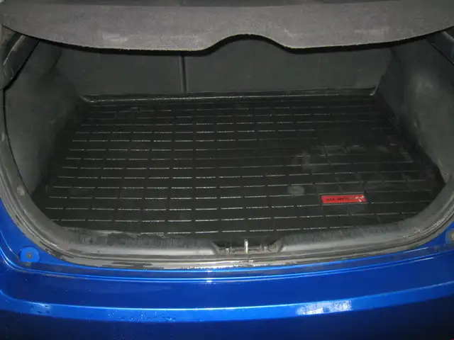 2011 Kia Forte 5-Door EX PETIT BUDGET !! - Photo 6