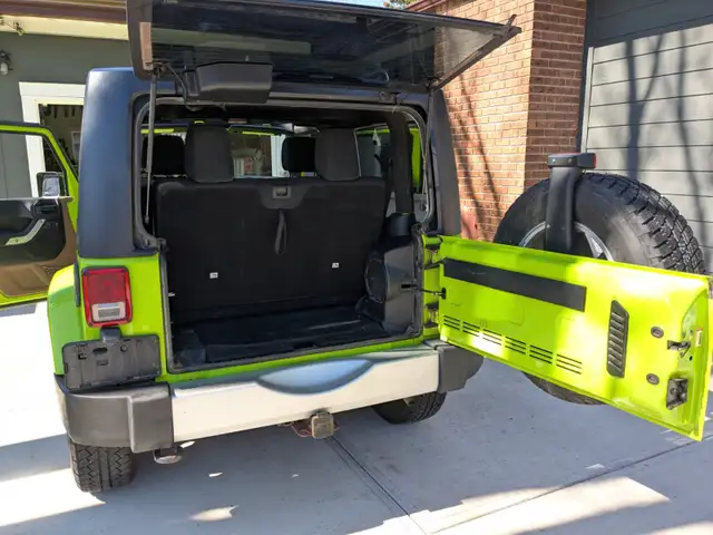 2012 Jeep Wrangler Sahara 2D Utility 4WD - Photo 7