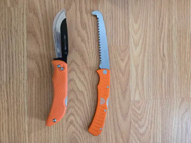 NEW Hunting Knife combo saw