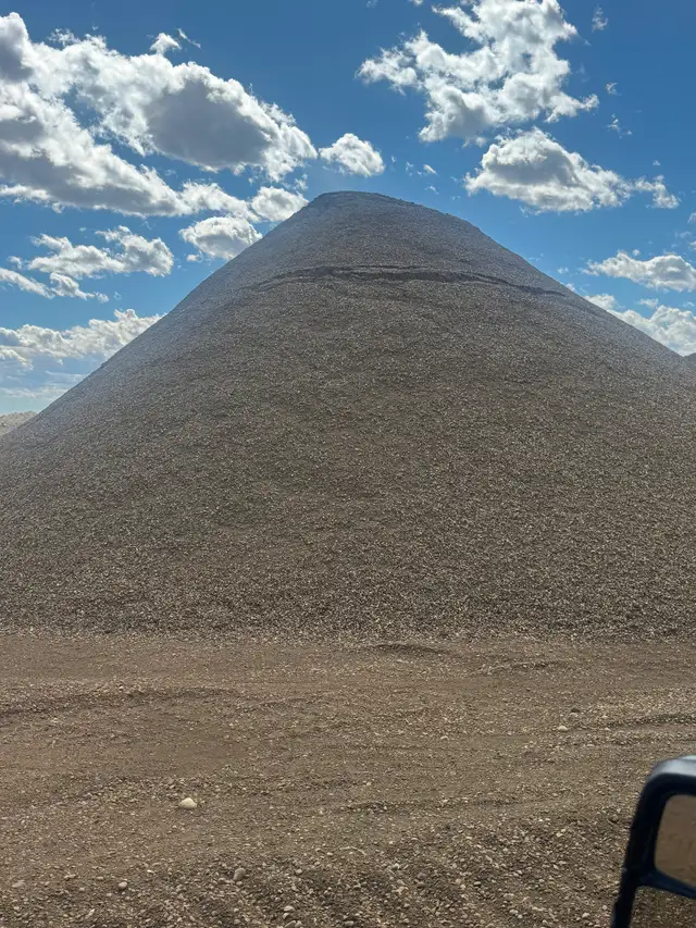 3/4 road Crush, 3 inch pit run, sand - Photo 2