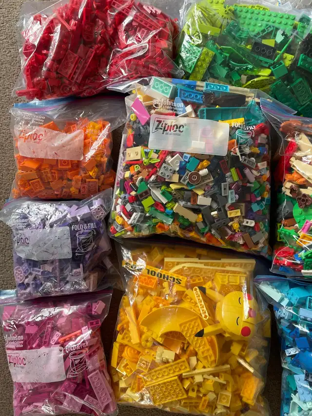 GIANT lot of Lego - Photo 2