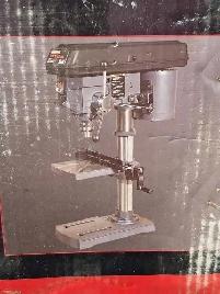 Craftsman 10' drill press #28007 - Photo 3