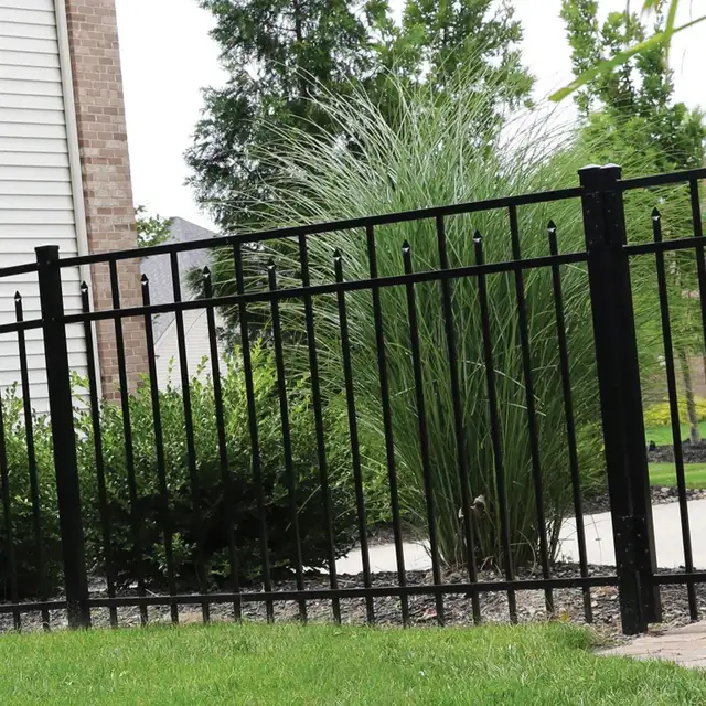 240ft Construction Fencing 10x7 Panels - Photo 2