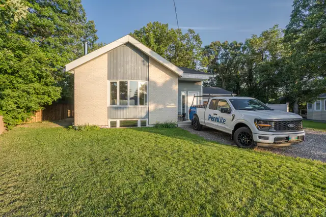 Modern 1 Bedroom Suite! Move In Ready! - Photo 10
