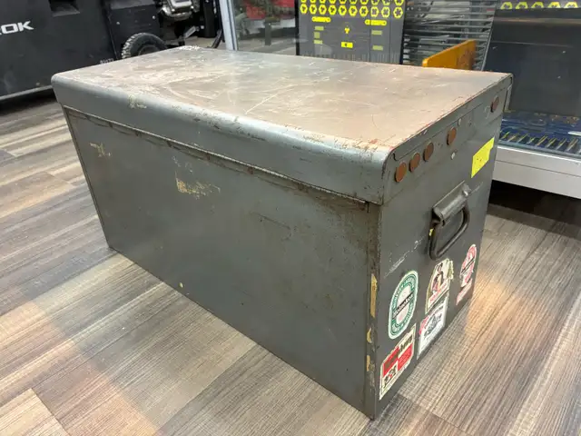 Craftsman Machinist Tool Box - Photo 3