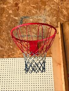 Basketball hoop