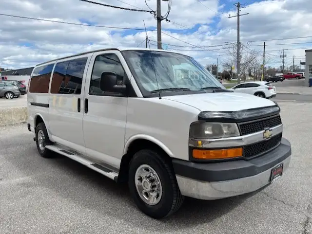 2012 Chevrolet Express Passenger LT 3500 12 PASSENGER-ONLY 100KM - Photo 7