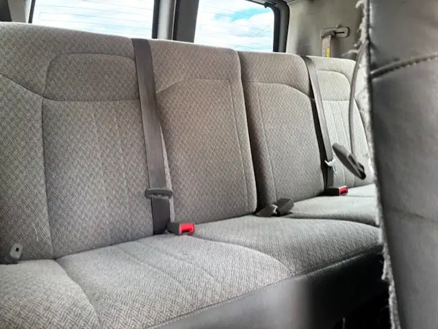 2012 Chevrolet Express Passenger LT 3500 12 PASSENGER-ONLY 100KM - Photo 14