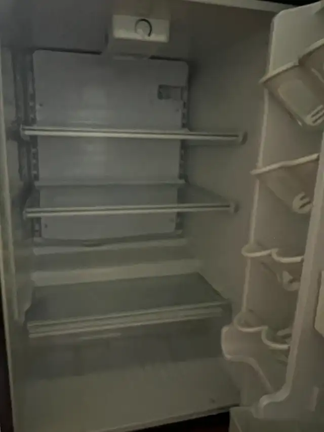 Danby DAR446BSL Refrigerator for sale - Photo 3
