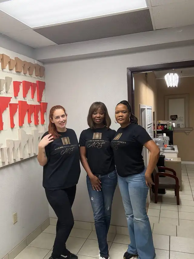 Cleaning Service Same Day - Photo 3