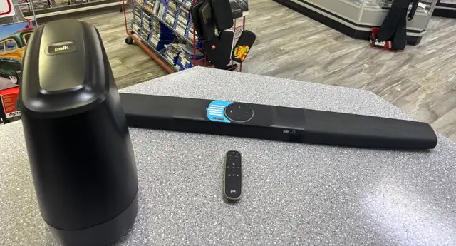 Polk Audio Command soundbar Subwoofer Bluetooth speaker