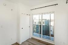 LUXURY 2 Bedroom Apartment! With Fitness Centre! - Photo 5