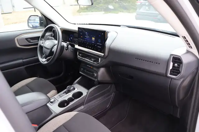 2025 Ford Bronco Sport  BIG BEND, NO ACCIDENTS - Photo 29