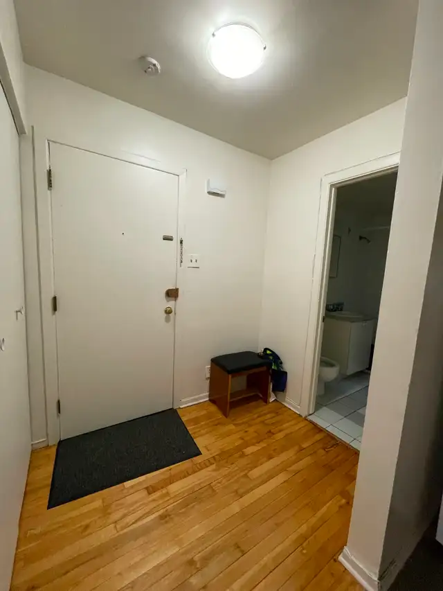 NDG (Loyola) - 3½ HEATING HOT WATER PARKING INCLUDED! - Photo 5