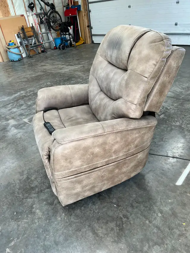 Pride lift chair for sale