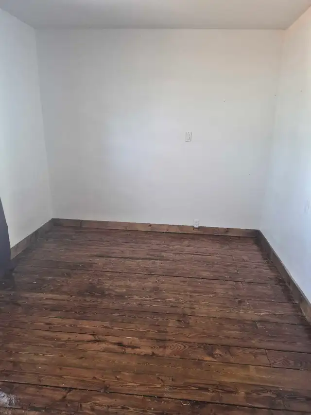 5 bedrooms available for rent ranging from $350-$500 - Photo 7