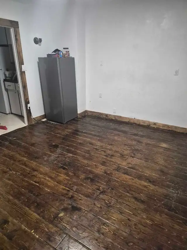 5 bedrooms available for rent ranging from $350-$500 - Photo 9