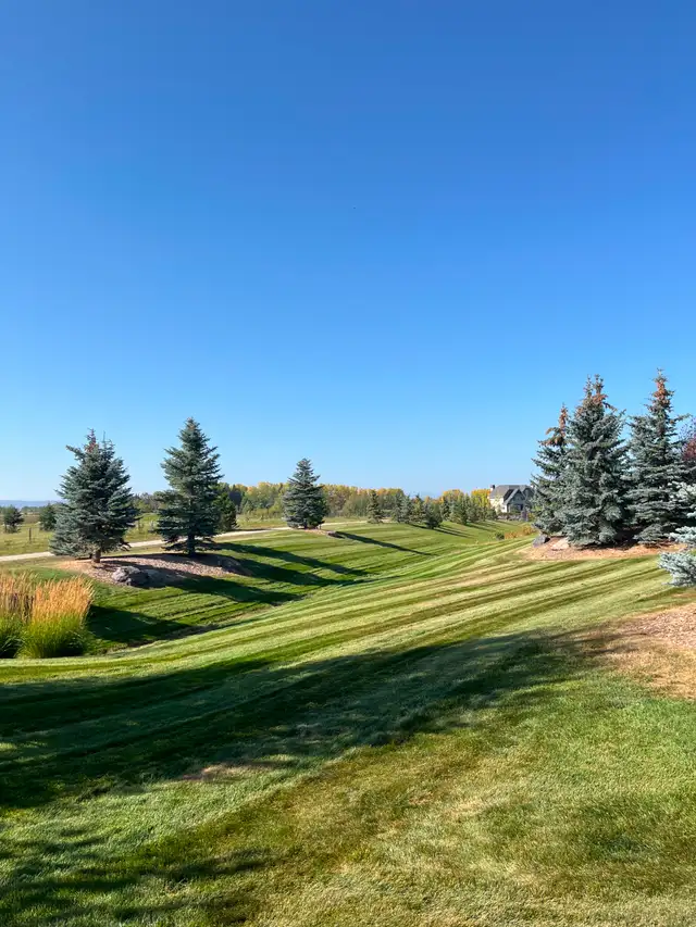 Lawn Maintenance Laborer Wanted - Photo 2