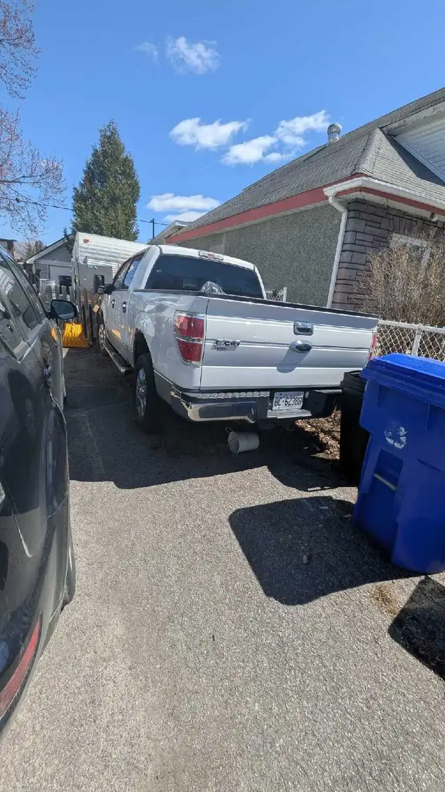 2012 Ford F-150 EcoBoost XLT with XTR - Photo 2