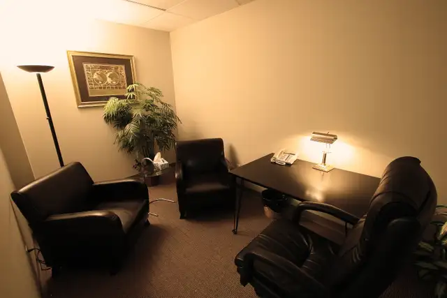 Counselling Office Space for rent - 1892 West Broadway - Photo 2