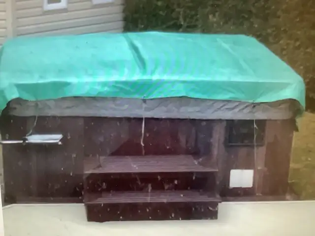 Marche de spa à donner