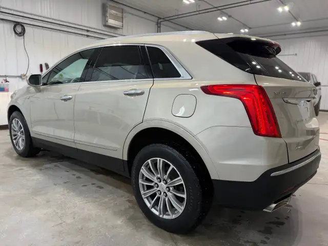 2017 CADILLAC XT5 LUXURY AWD CLEAN TITLE SAFETIED - Photo 10