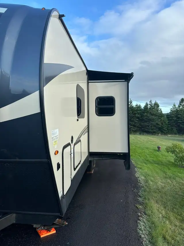 Rockwood mini lite Forest River travel trailer - Photo 3