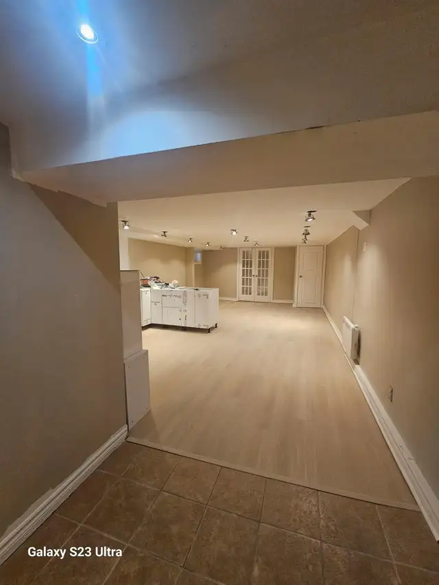 Apartment for Rent  Modern 1 Bedroom  Newly Renovated Basement - Photo 4