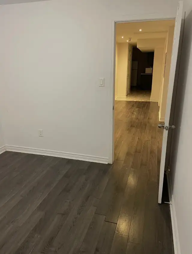 2 Bedrooms Basement for Rent ASAP with 1 parking, 1 washroom - Photo 9