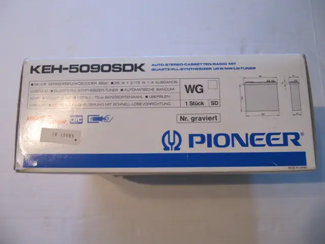 Pioneer KEH-5090SDK Pullout Car Stereo European Model Circa 1989 - Photo 3