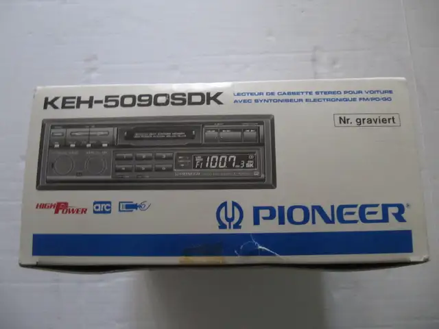 Pioneer KEH-5090SDK Pullout Car Stereo European Model Circa 1989 - Photo 6