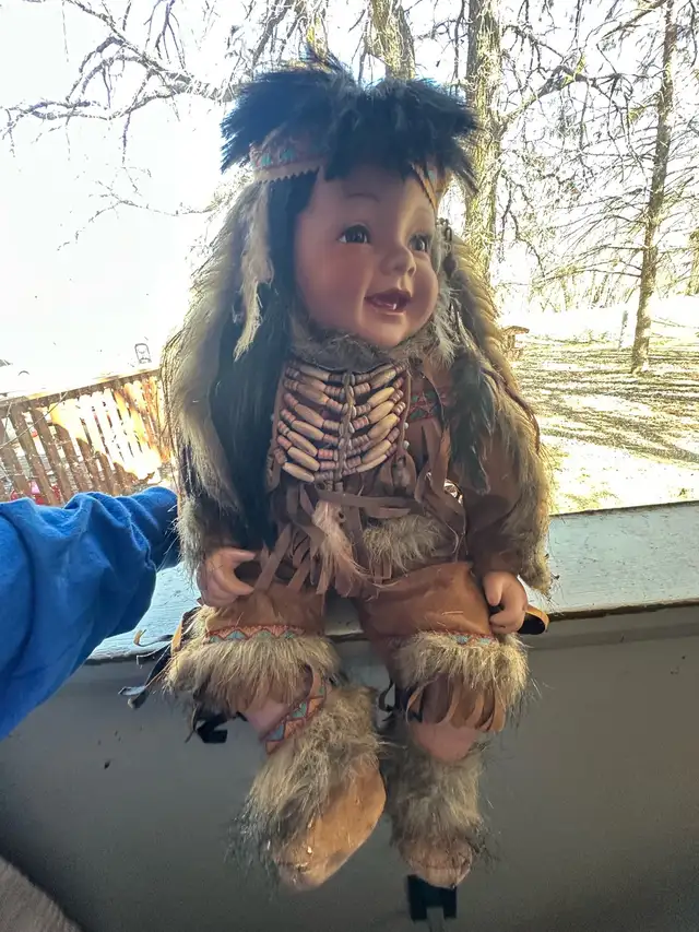 CATHAY’S COLLECTION Indigenous Porcelain Doll - Photo 3