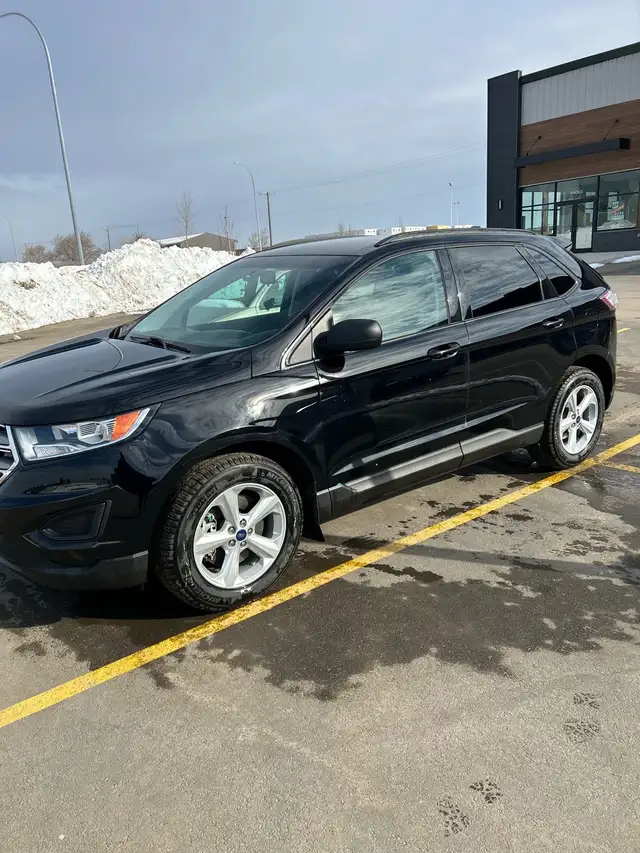 2016 Ford Edge - Photo 2