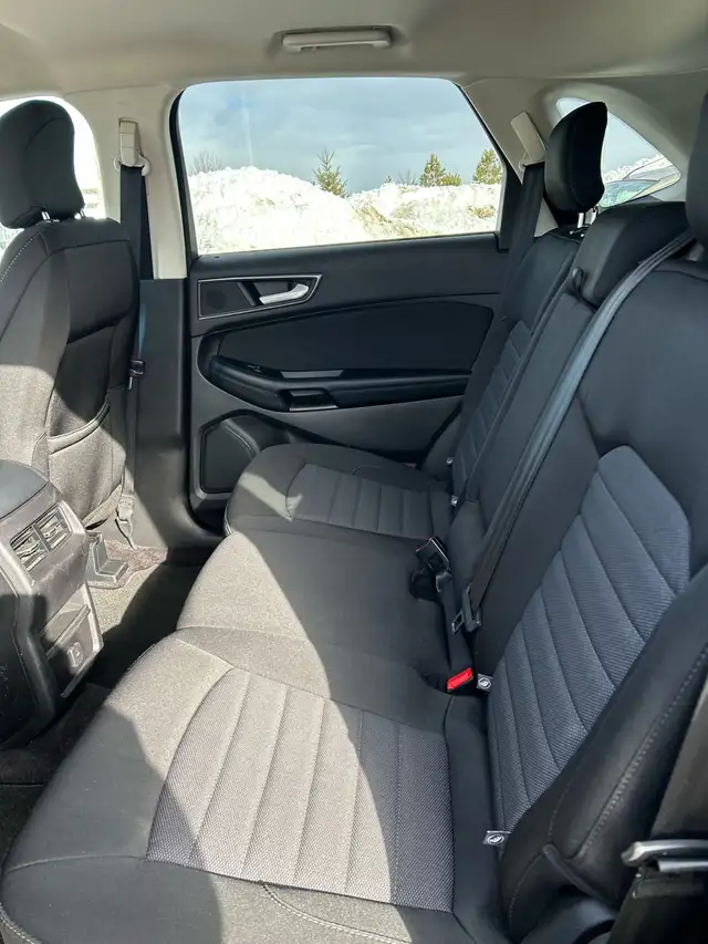 2016 Ford Edge - Photo 4